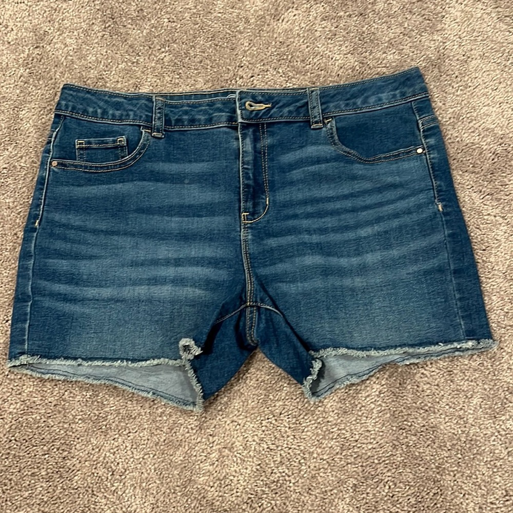 NWOT jean shorts